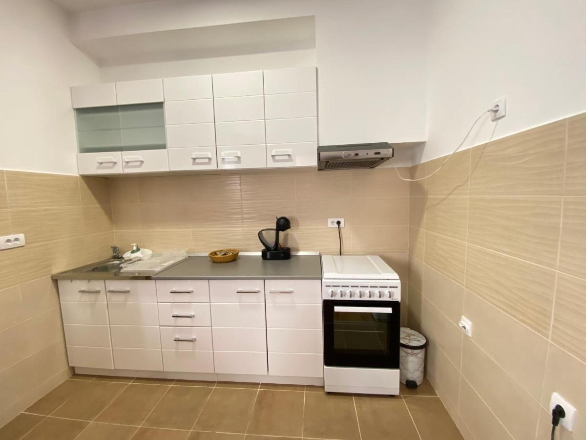 Apartman A&M 蒂瓦特 外观 照片